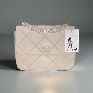 Gilda Paris Off White Large Quilted Vegan Leather Handbag  NWT- MSRP $140